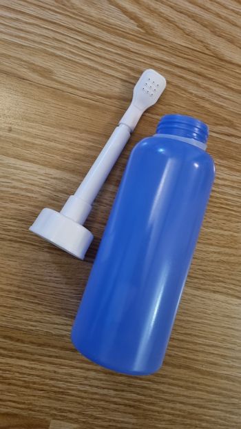 Poire lavement grossesse accouchement douche périnée