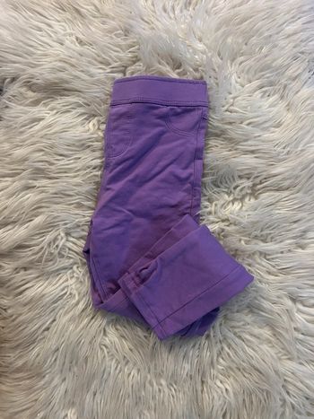 Fille 👧🏻 Jegging lila kiabi 5 ans