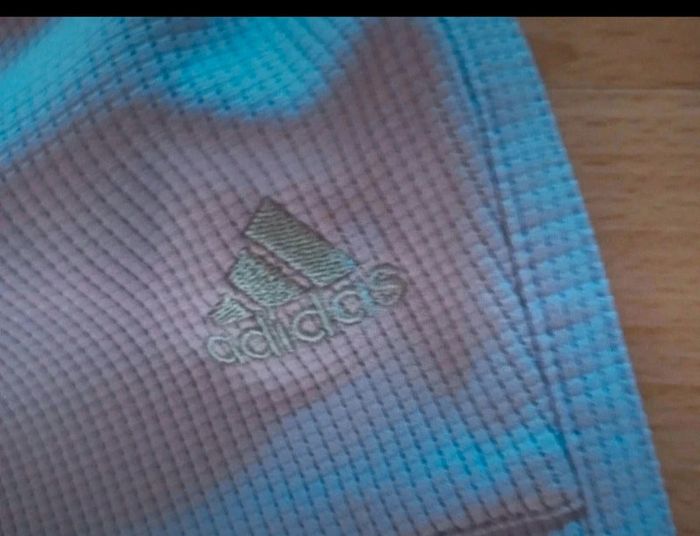 Pantacourt Adidas taille 38 - photo numéro 2