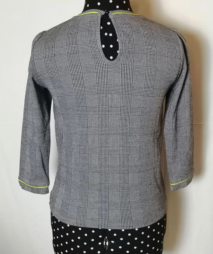 Pull léger haut pied de poule gris jaune taille XS nafnaf - photo numéro 5