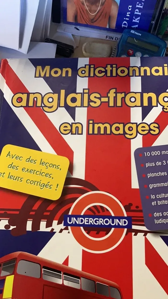 Livre dictionnaire