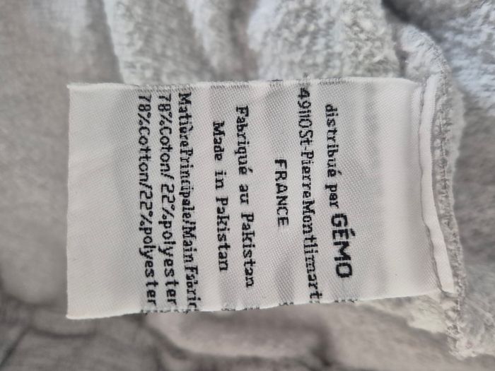 Sweat a capuche - photo numéro 4