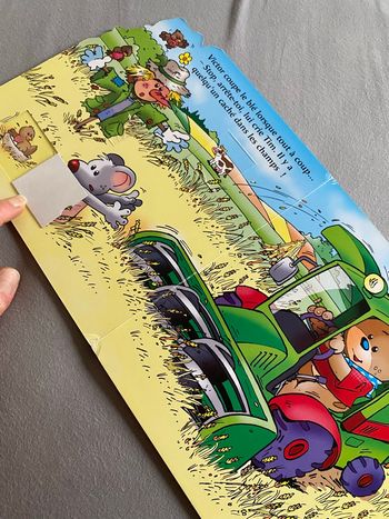 Victor s’amuse a la ferme