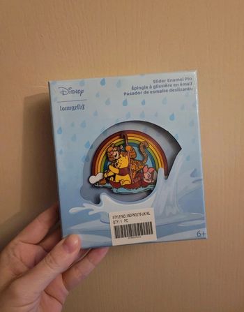 Pin's loungefly winnie et ses amis
