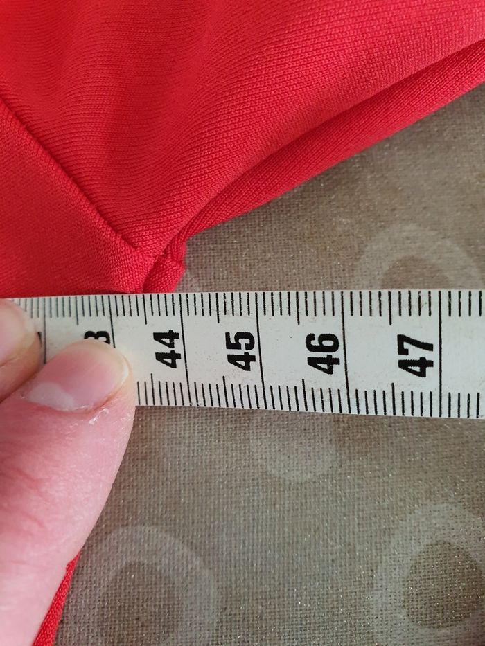 Jolie robe rouge - photo numéro 6