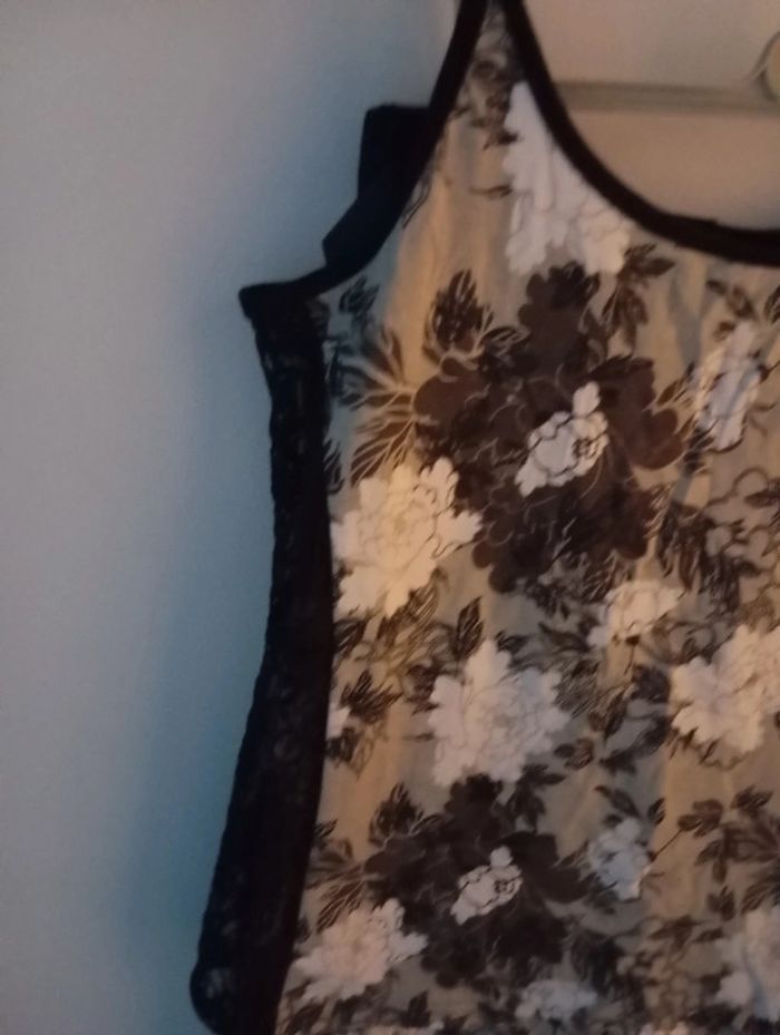 Pyjama femme taille M fleuri - photo numéro 3