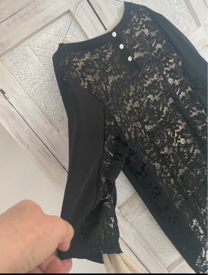 Tunique fantaisie noire avec dos en dentelle - photo numéro 2