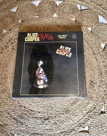 Puzzle 500 pièces Alice Cooper couverture d’album trash