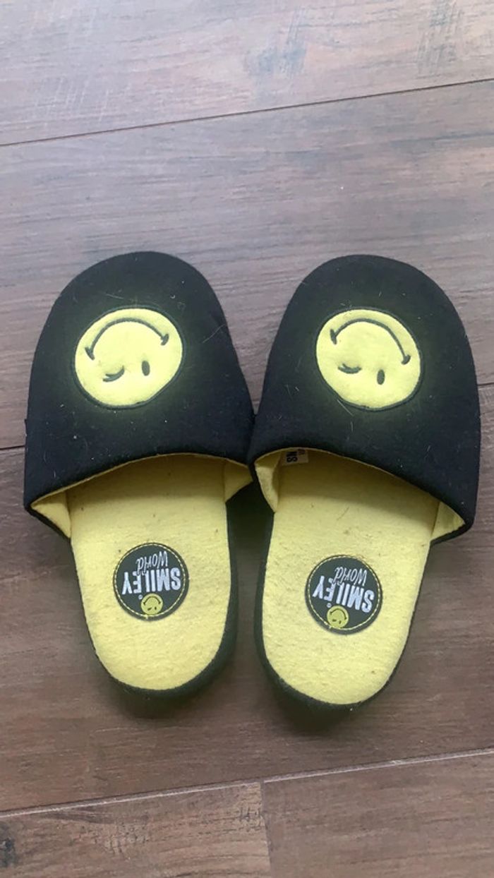 Chaussons Smiley 37 - photo numéro 2