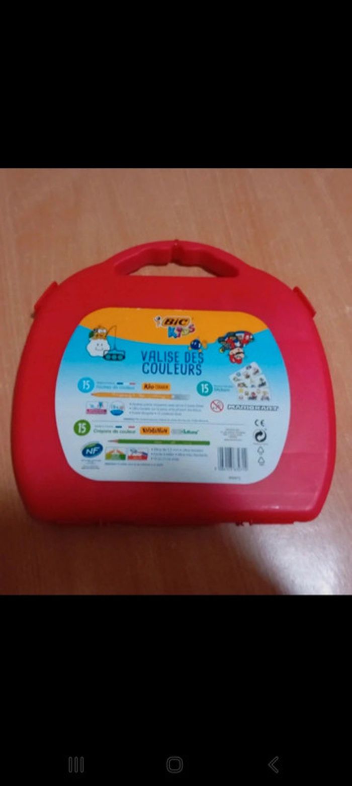 Valise de coloriage / Valise des couleurs - photo numéro 2