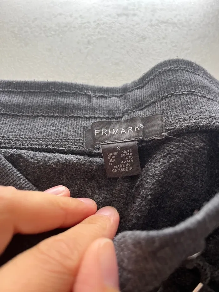Pantalon Survêtement Primark taille 38/40 - photo numéro 2