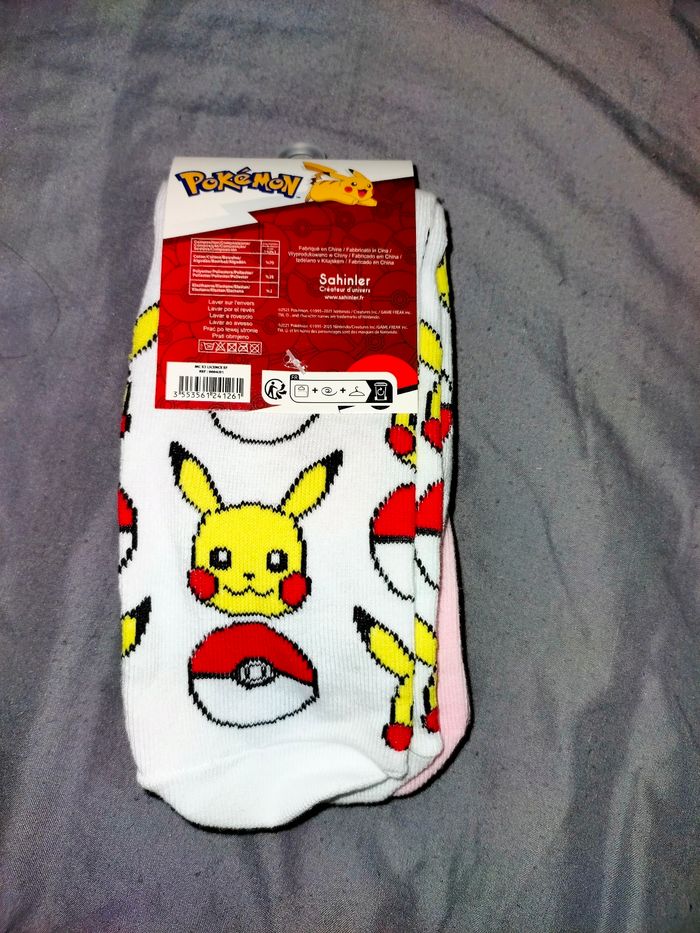 Chaussettes pokémon taille 35/38 neuf - photo numéro 2