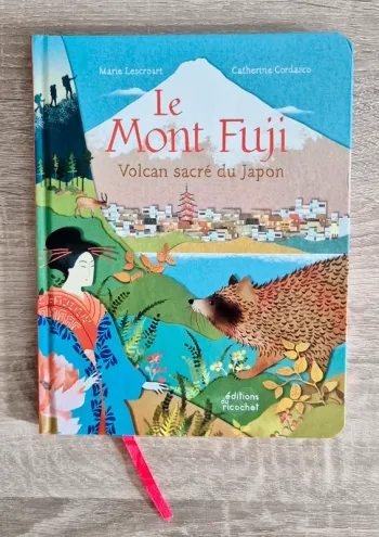 Livre "Le mont Fuji : volcan sacré du Japon" neuf