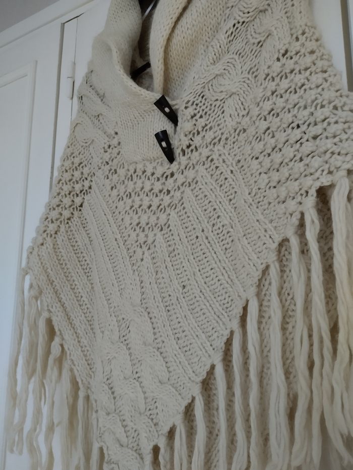 Poncho en laine H&M taille unique - photo numéro 2