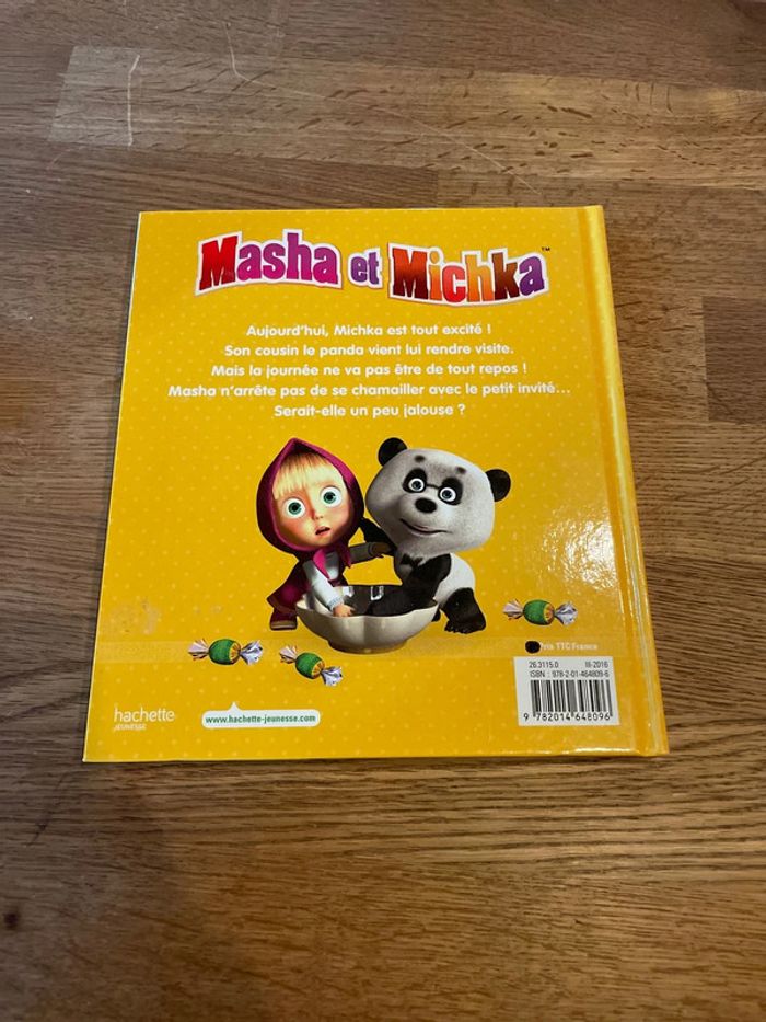 Livre Masha et Michka Masha Bienvenue Petit Panda ! - photo numéro 3