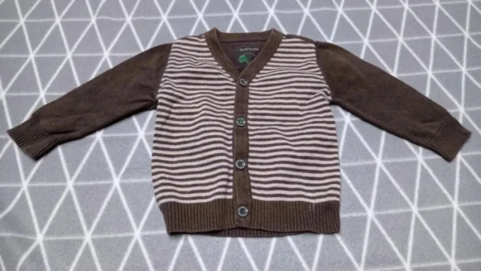 🦁Lot 4 hauts, 18 mois - photo numéro 6