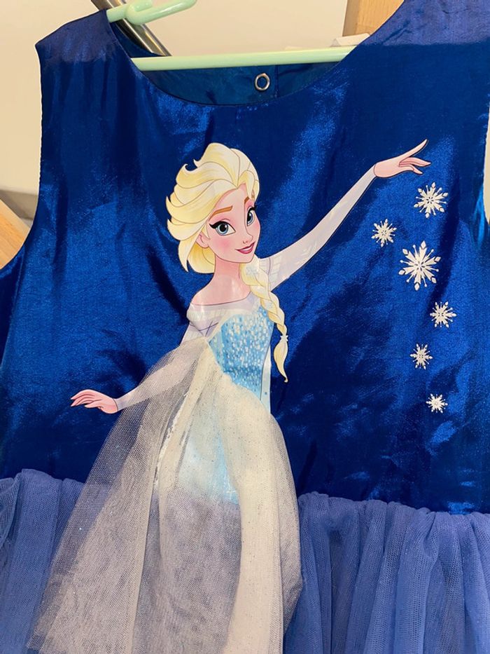 Robe 8/9 ans H&M la reine des neiges - photo numéro 3