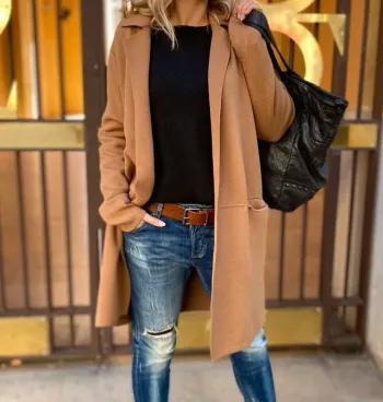 Joli pull noir