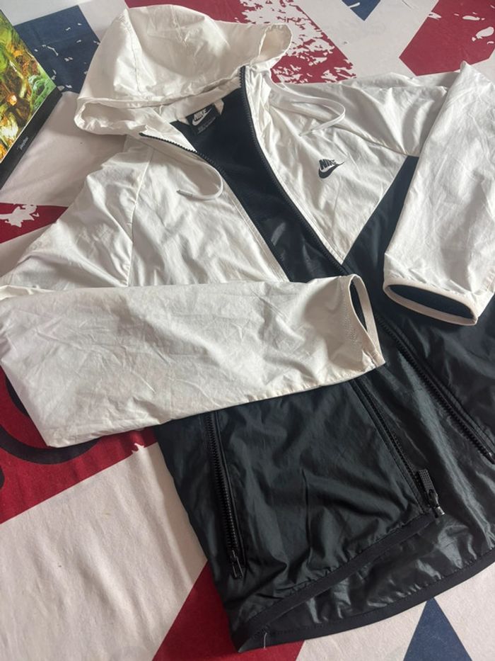 Veste coupe vent Nike blanche et noir taille xs - photo numéro 7