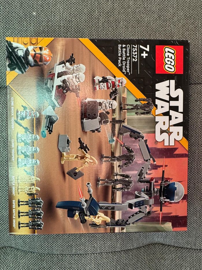 LEGO Star Wars 75372 – Pack de combat des Clone Troopers et Droïdes de combat Neuf scellé