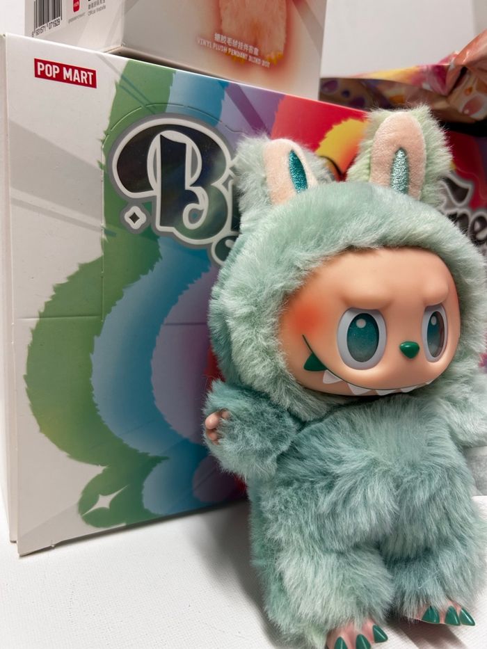 Labubu big into energy Serenity Pop mart - photo numéro 2