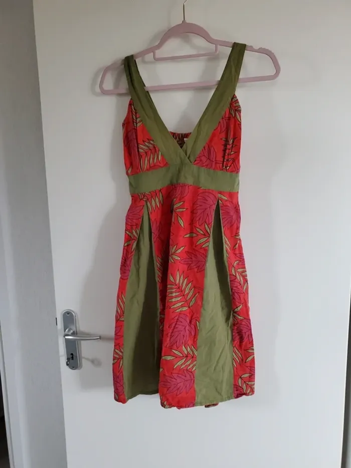 Robe été motif feuille