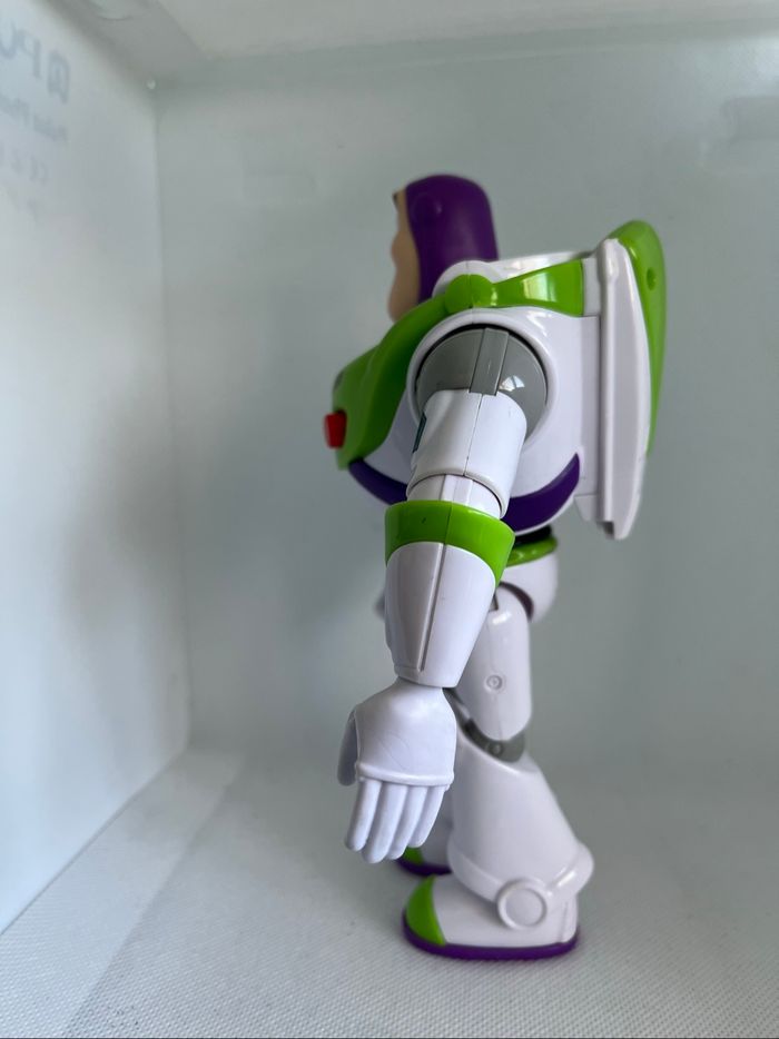 Figurine Buzz l’éclair - photo numéro 4