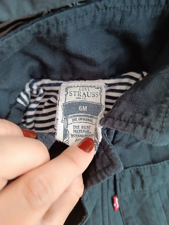 🔸Veste noire Levi's avec capuche amovible - 6 mois🔸 - photo numéro 2