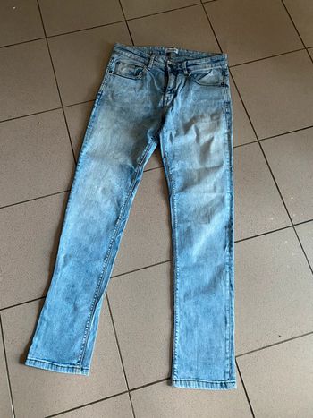 Jean pull & Bear taille 42