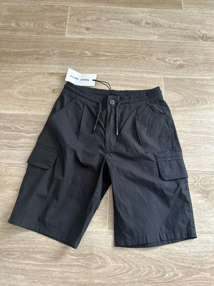 Short cargo noir Teddy Smith 16ans