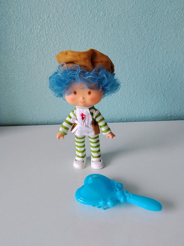 Poupée charlotte aux fraises - photo numéro 3