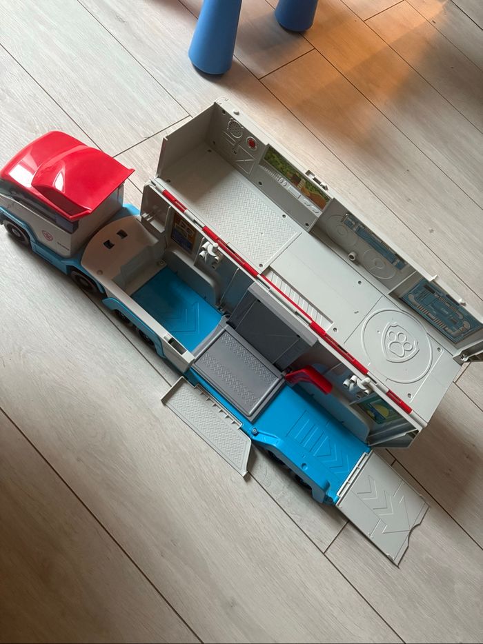 Gros camion Pat Patrouille - photo numéro 3