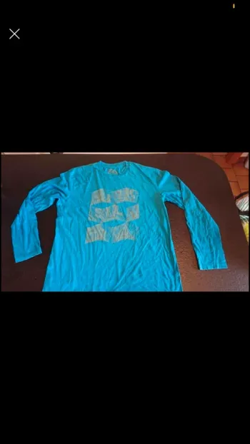 TEE shirt