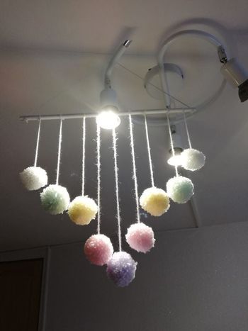 Suspension de pompons