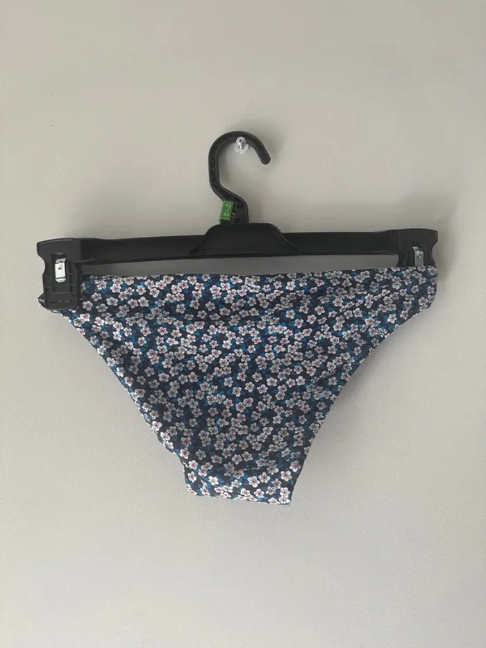 👙🌻bikini bleu à fleur - Etam - Taille 38 - neuf avec étiquette - photo numéro 6