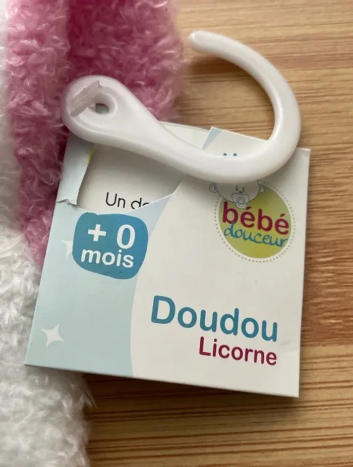 Doudou peluche licorne plat à attacher - photo numéro 4