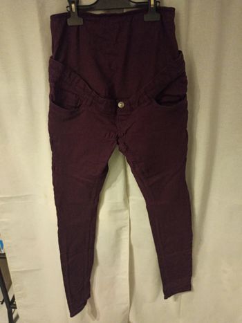 Pantalon de grossesse violet