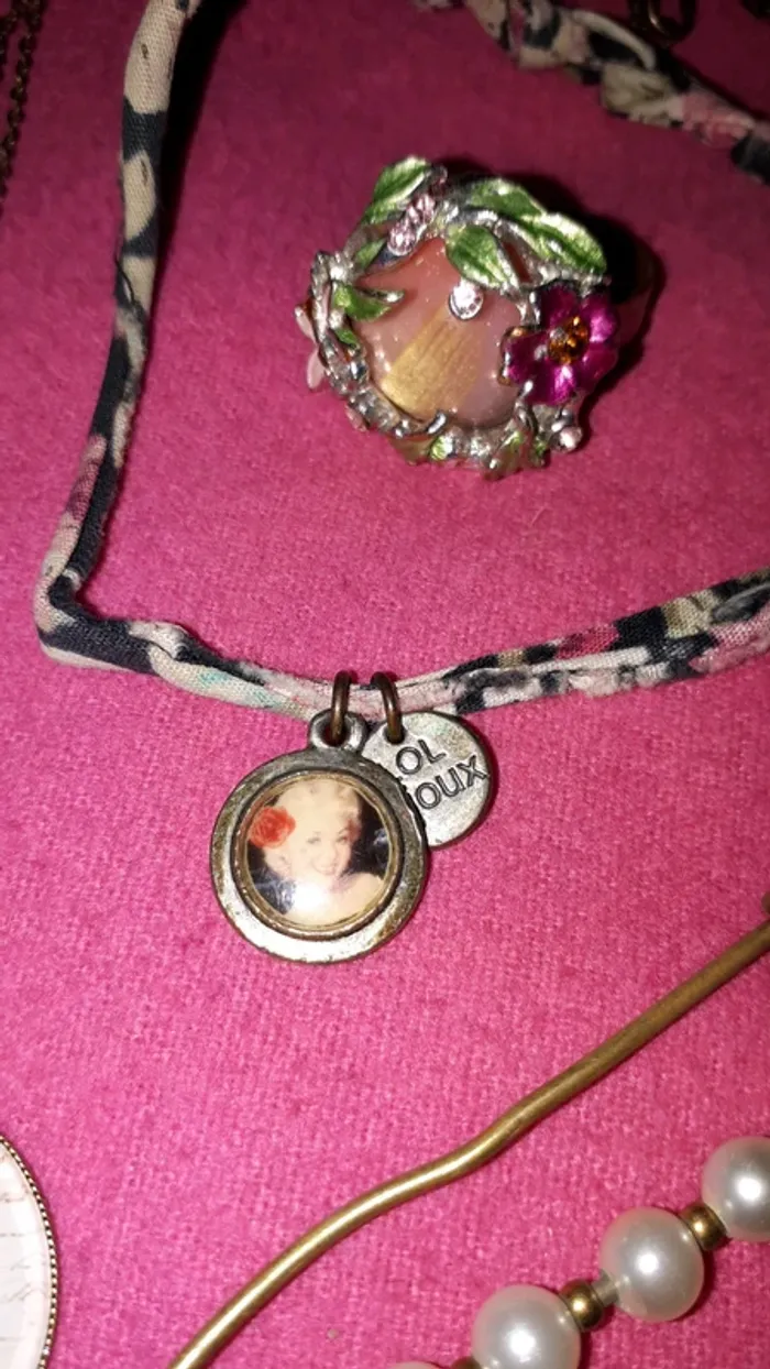 Lot de bijoux vintage - photo numéro 4