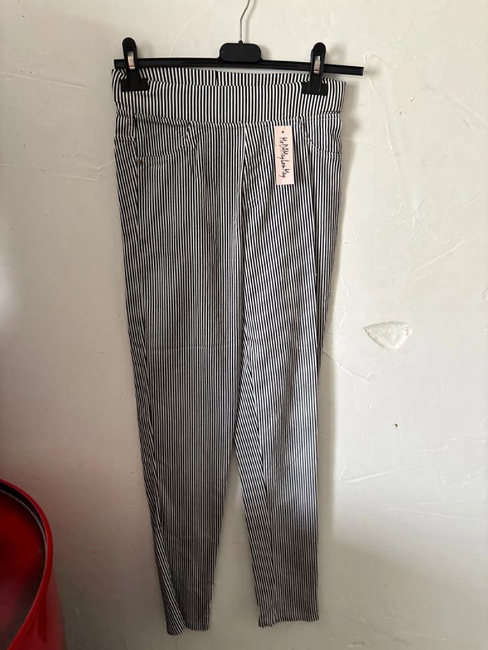 Pantalon Femme 557