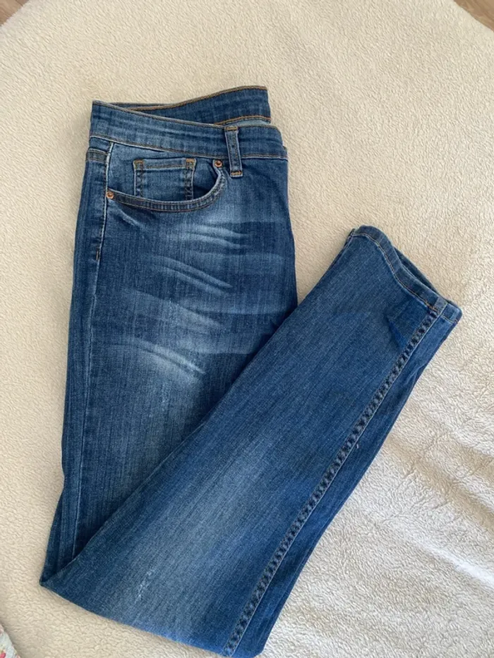 Jean slim taille 38