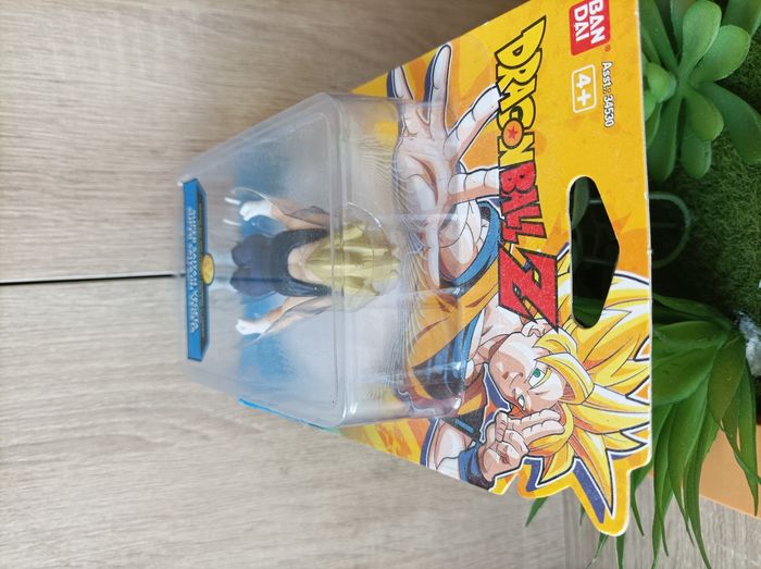 Petite figurine jouet Vegeta Dragon Ball Z DBZ Bandai - photo numéro 3