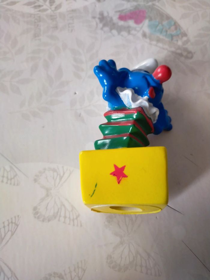 Figurine bouchon Schtroumpfs 1995 Peyo - photo numéro 10
