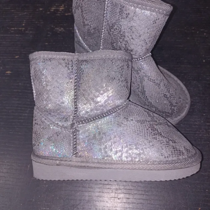 Bottines taille 27 - photo numéro 2