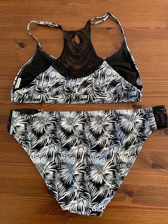 Magnifique maillot de bain 2 pièces blanche porte - photo numéro 7
