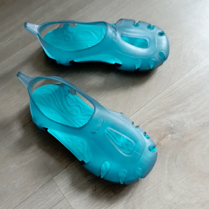 Chaussure d'eau/piscine 26
