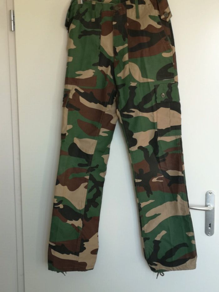 Pantalon militaire garçon taille 14 /15 ans