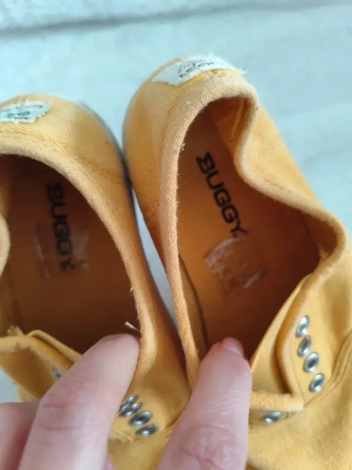 Chaussures basket jaunes soleil taille 35 Buggy - photo numéro 4