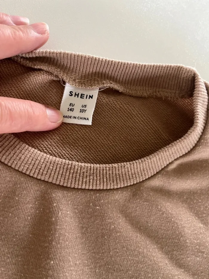 Sweat long / robe fille 10 ans shein - photo numéro 2