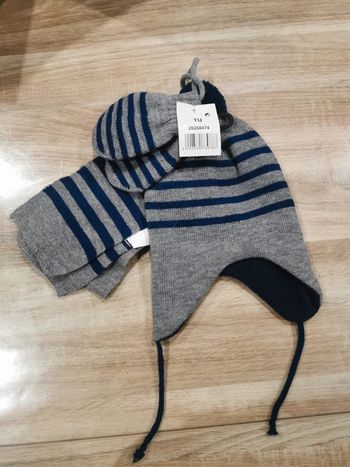 Ensemble bonnet 6-12 mois