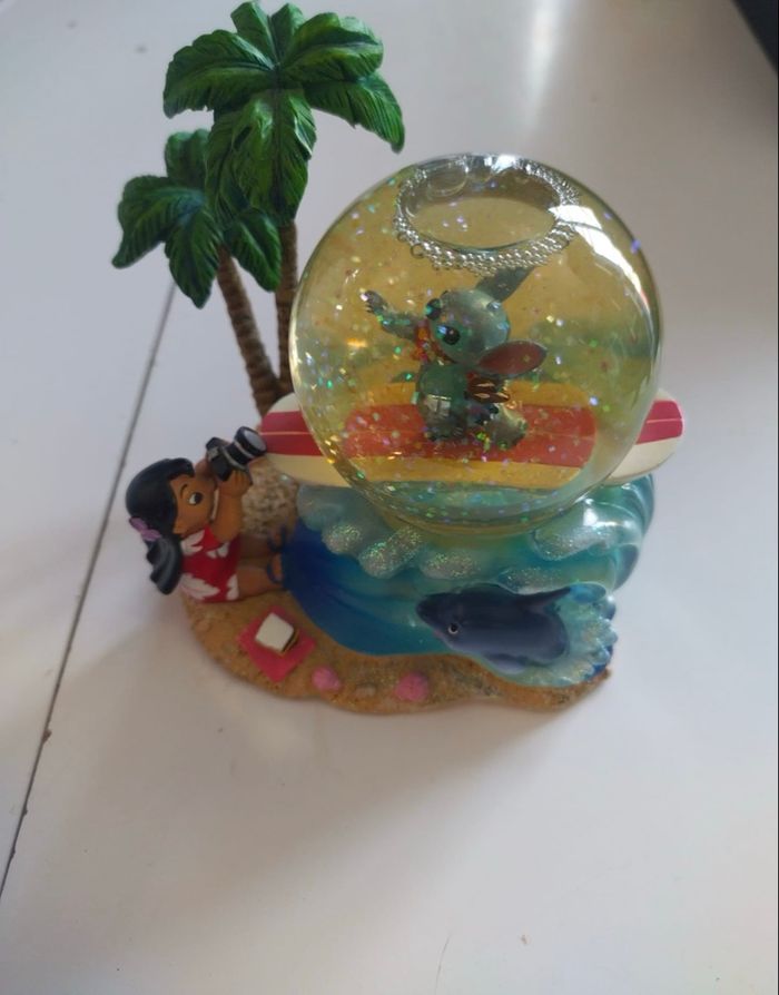 Snowglobe Lilo et stigch photographe rare - photo numéro 5